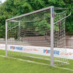 Sport-Thieme Jugend-Fußballtor In Bodenhülsen Stehend, Quadradprofil