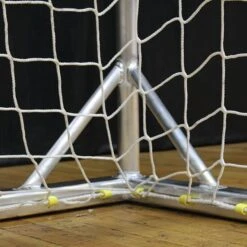 Handballtor Mit Beklebtem Torrahmen -JOOLA || VICTOR || Exit Verkaufsgeschäft 277 4608 4