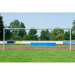 Sport-Thieme Großfeld-Fußballtor In Bodenhülsen Stehend Und Mit SimplyFix